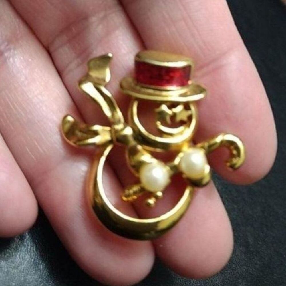Starry eyed gold tone vintage Avon snowman brooch - Picture 1 of 8
